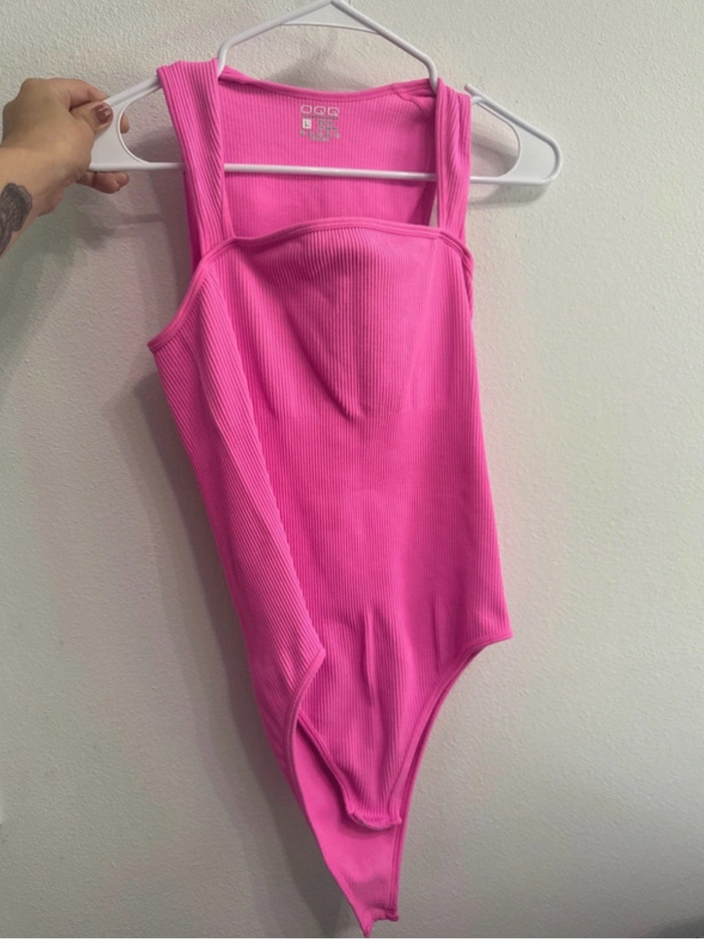 Oqq Ribbed Pink One-Piece Bodysuit Large